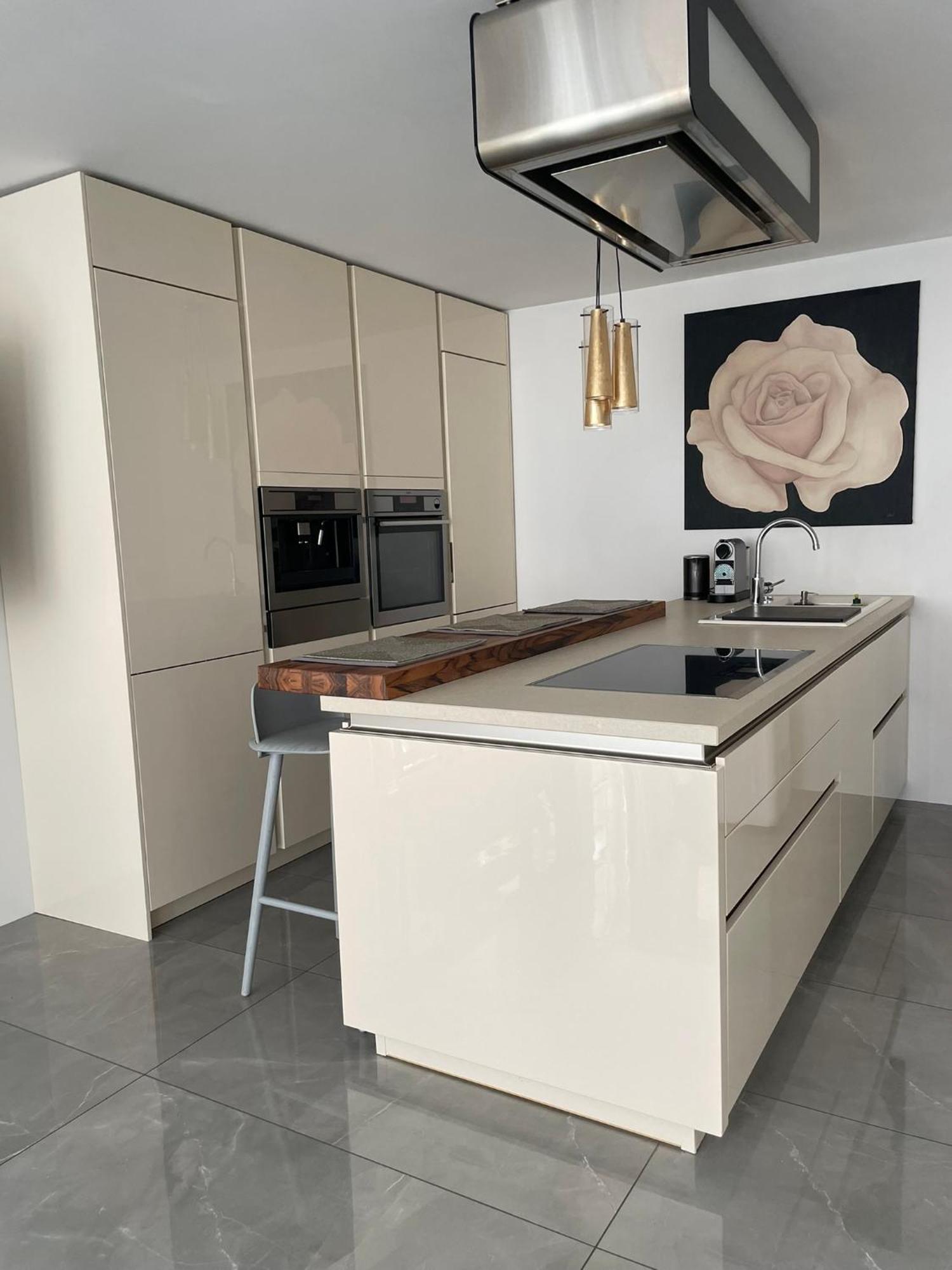 Luxurious 2 Bedroom Apartment Old City Münih Dış mekan fotoğraf