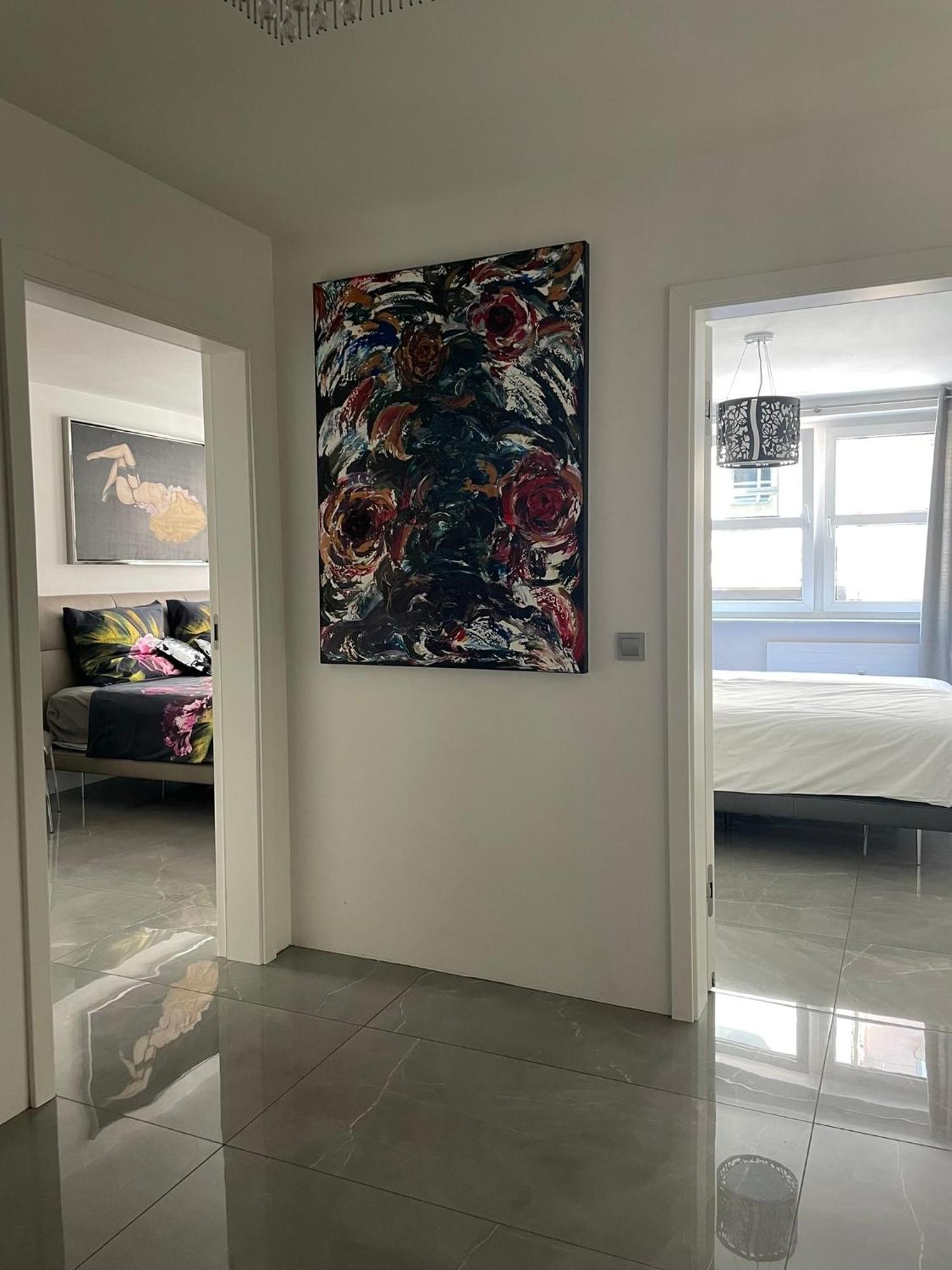 Luxurious 2 Bedroom Apartment Old City Münih Dış mekan fotoğraf
