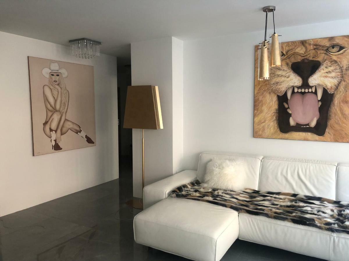 Luxurious 2 Bedroom Apartment Old City Münih Dış mekan fotoğraf