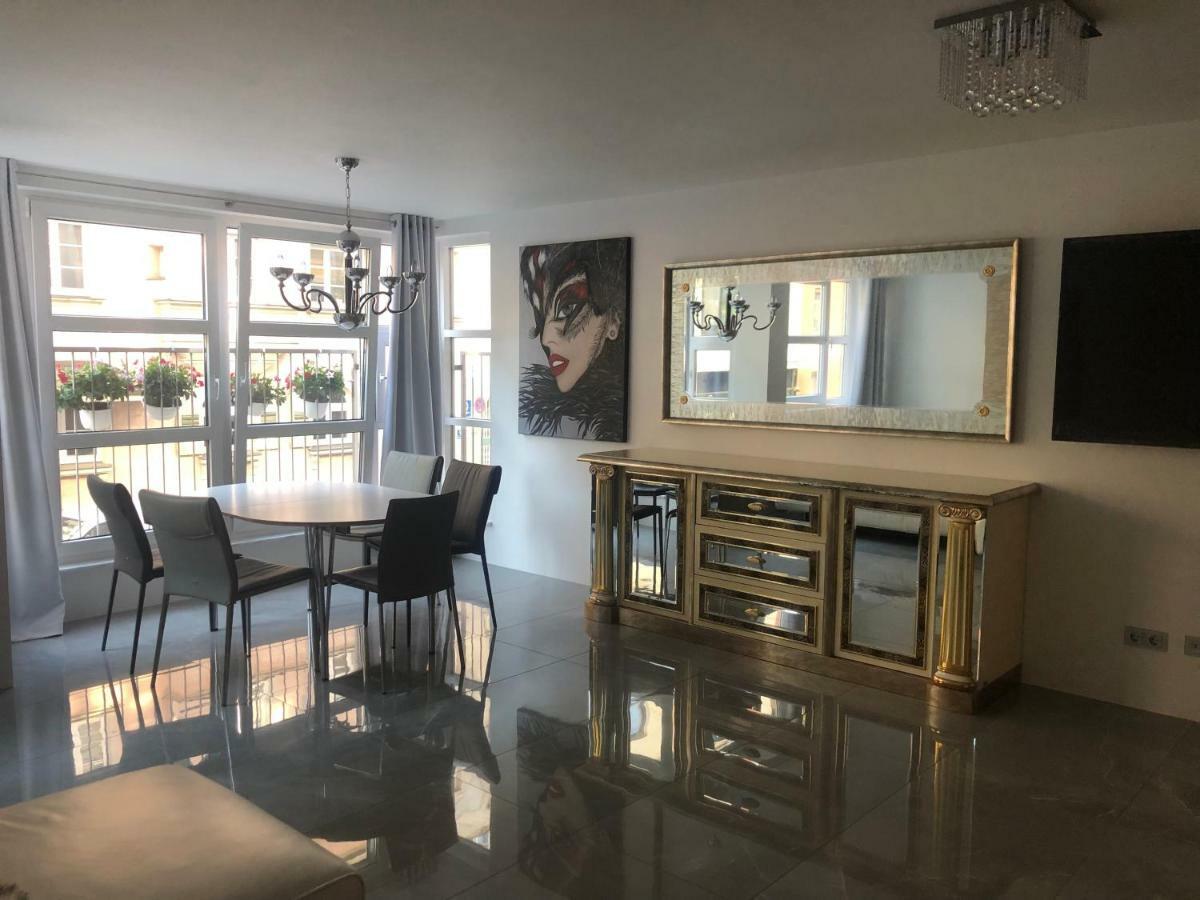 Luxurious 2 Bedroom Apartment Old City Münih Dış mekan fotoğraf