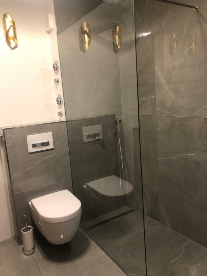 Luxurious 2 Bedroom Apartment Old City Münih Dış mekan fotoğraf